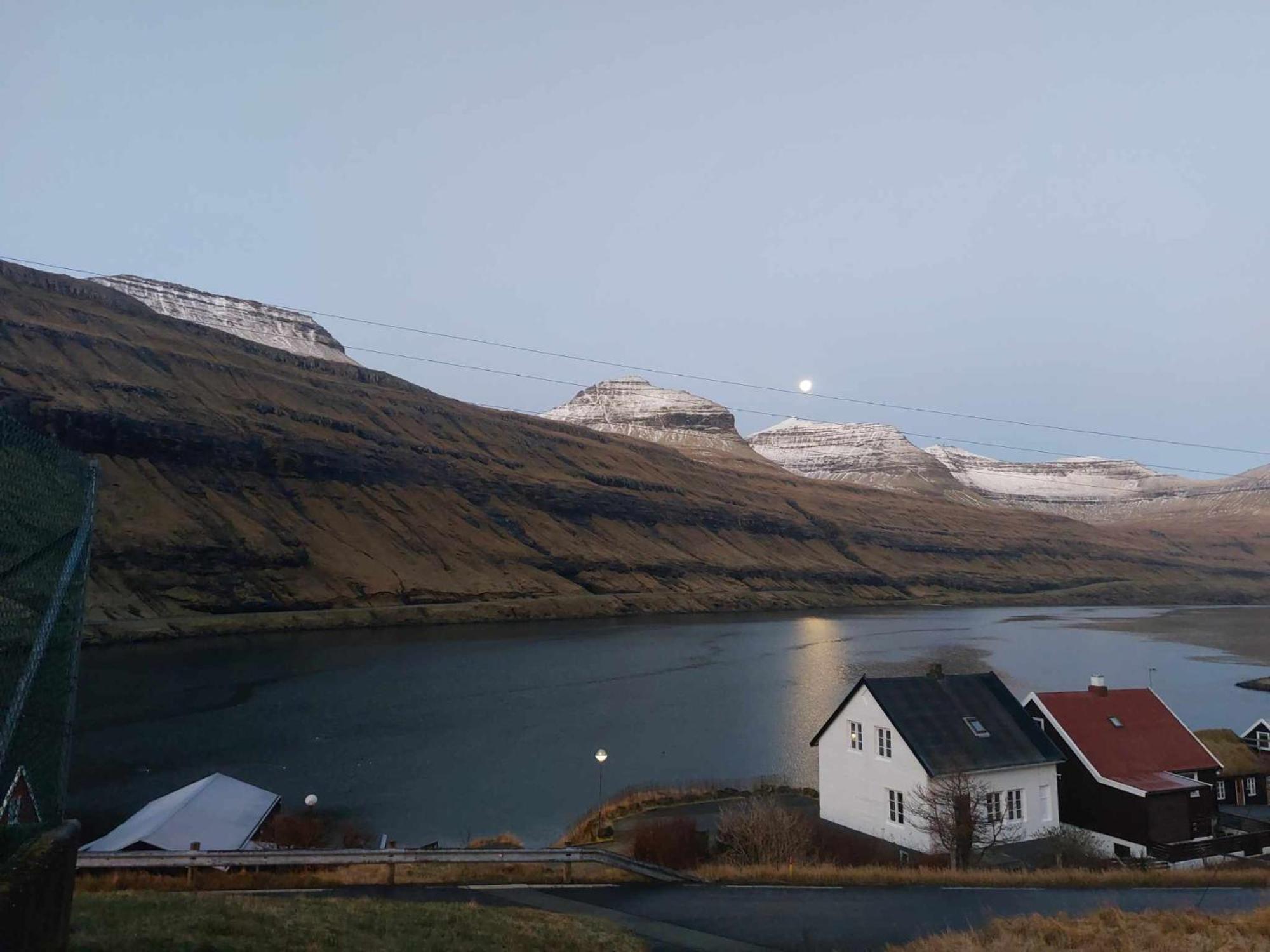 Fjord Guesthouse Funningsfjordur Dış mekan fotoğraf