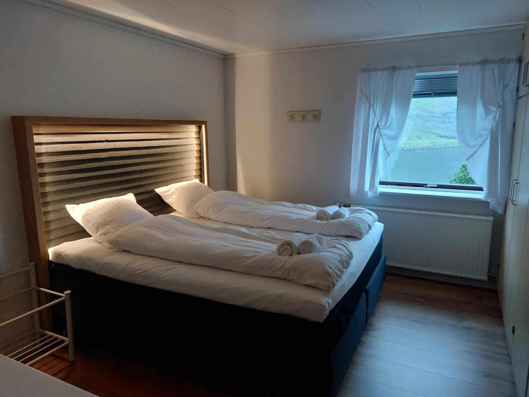 Fjord Guesthouse Funningsfjordur Dış mekan fotoğraf